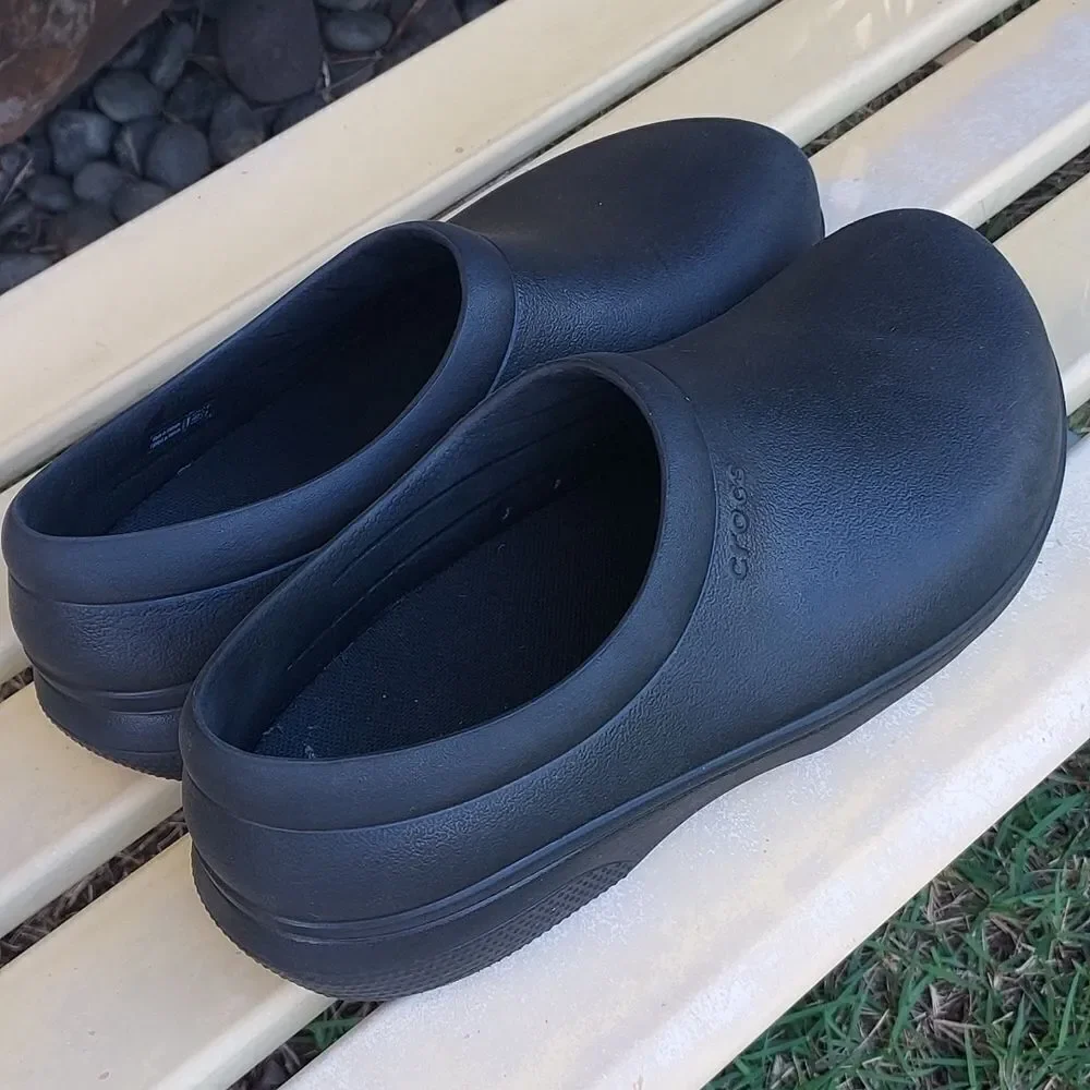 Crocs On The Clock Slip On Clog Shoes M9 W11